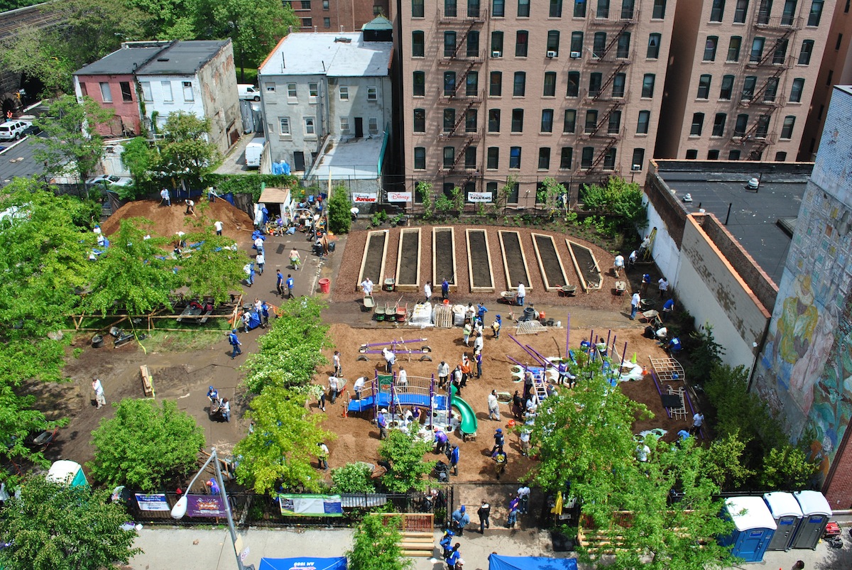 Community Gardens in NYC :: YardYum - Garden Plot Rentals